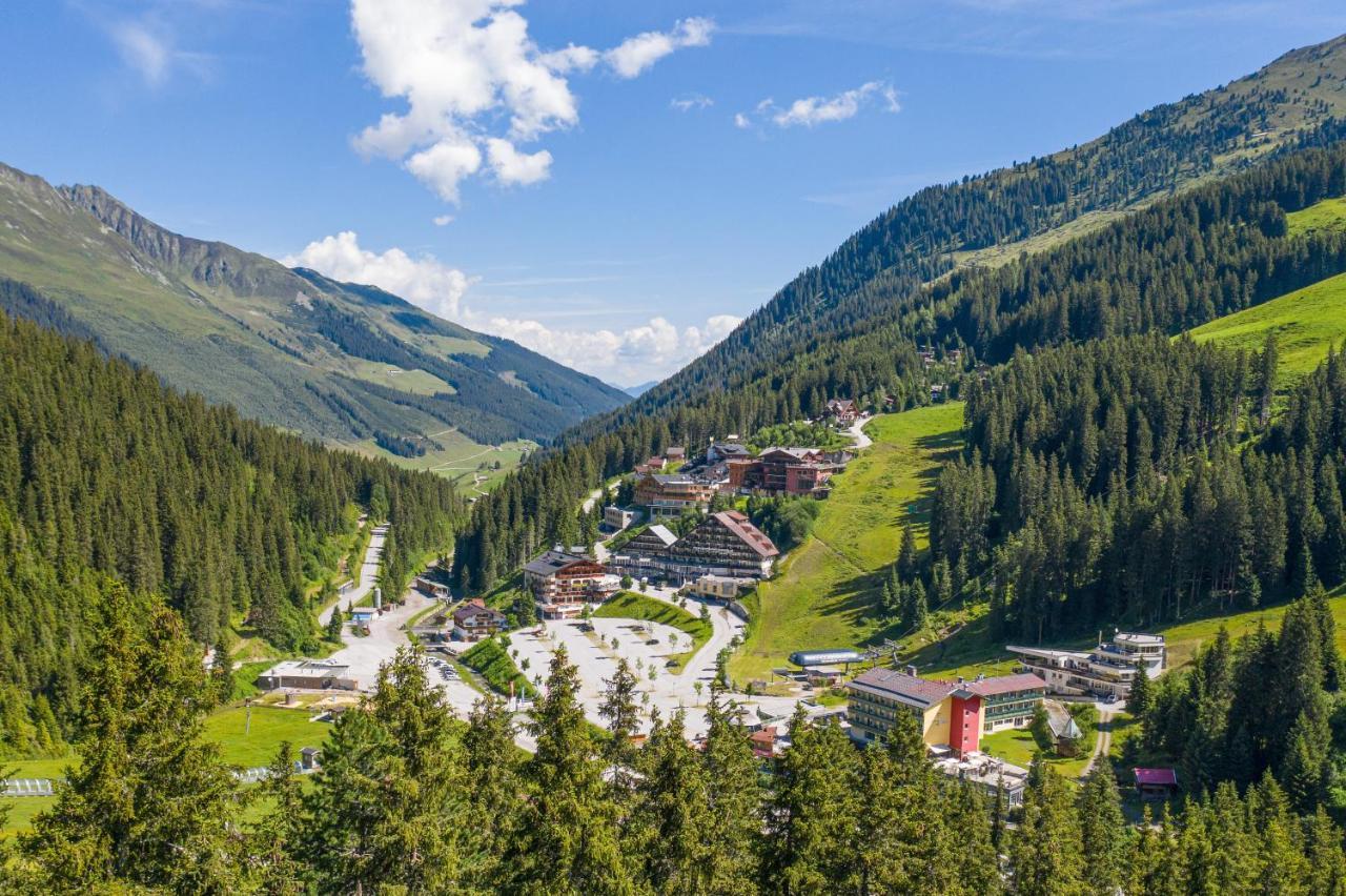 Hotel Almhof Hochfugen Zewnętrze zdjęcie
