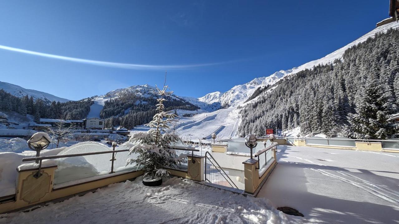 Hotel Almhof Hochfugen Zewnętrze zdjęcie